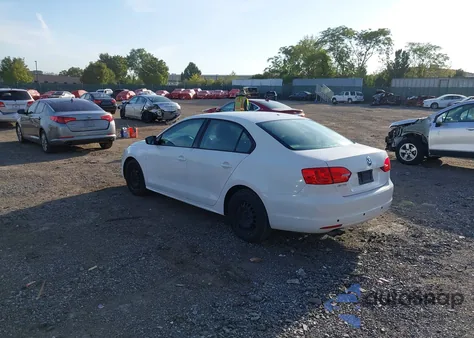 2013 Volkswagen Jetta S z USA, uszkodzony, nr VIN 3VW2K7AJ4DM257780